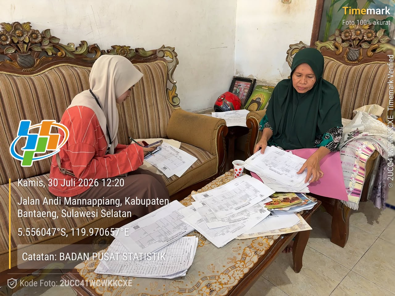 Akurasi Data untuk Indonesia Maju! RT RW 06 Ujung Labbu Dampingi Petugas BPS Sukseskan Survei Angkatan Kerja Nasional